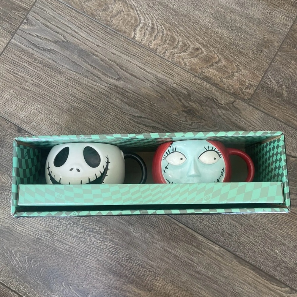 Nightmare Before Christmas Jack And Sally Mug Set